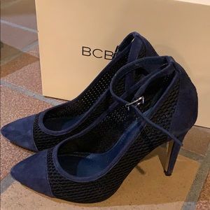 BCBG pumps